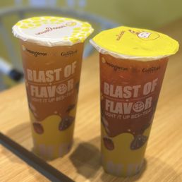 Grapefruit Tea & Strawberry Black Tea Grapefruit Tea & Strawberry Black Tea