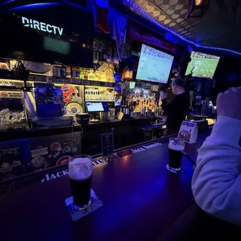 Kelly's Sports Bar - Sports Bars Near Me - New York, New York Kelly's Sports Bar - Sports Bars Near Me - New York, New York