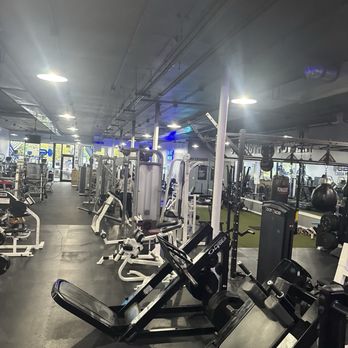 Separation Szn Athletics - Gyms Near Me - Chicago, Illinois Separation Szn Athletics - Gyms Near Me - Chicago, Illinois