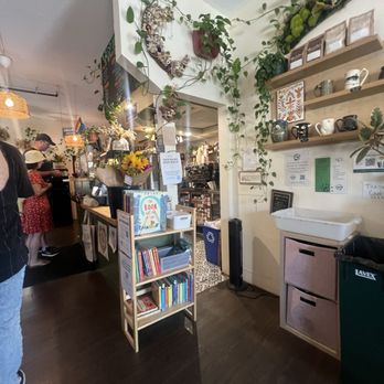 Reverie Coffee - Inside - Coffee & Tea Near Me - Brunswick, Maine