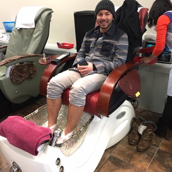 D & J Nails - Loving the wax treatment - Nail Salons Near Me - Spanaway, Washington