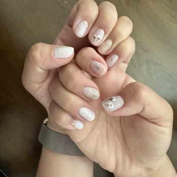 Lumi Nail Studio - Nail Salons Near Me - Pasadena, California