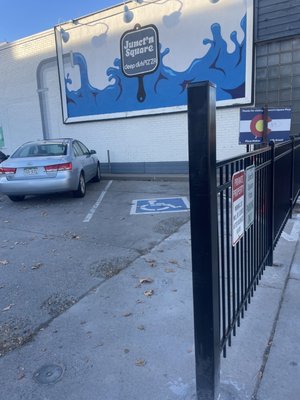 Junct'n Square Pizza by null