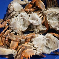 The Crab Shack 2 - Crabs are overcooked. Meat way too mushy. Again, these are supposed to be $6 crabs.
