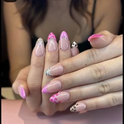 Fabulique Nails - The inspo picture