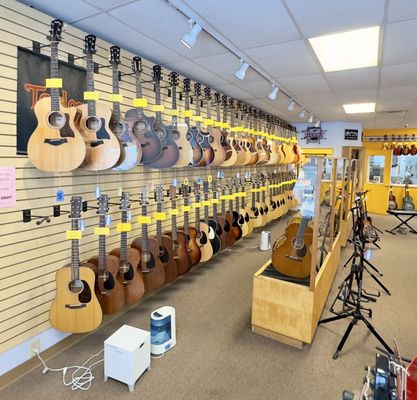 Maple Street Guitars