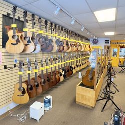Maple Street Guitars
