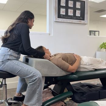 Blooming Chiropractic - Chiropractors Near Me - Costa Mesa, California Blooming Chiropractic - Chiropractors Near Me - Costa Mesa, California