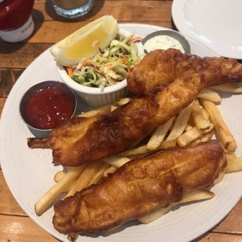 Benchmark Eatery - Lovely fish and chipsters. Plenty to enjoy! - New American Near Me - Santa Barbara, California