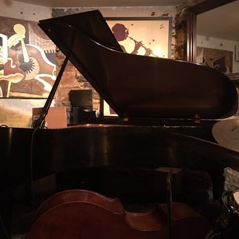 Mezzrow - Jazz & Blues Near Me - New York, New York