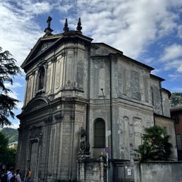 Ciao Florence - Along the walk back to the bus in Como - Travel Services Near Me - Florence, FI