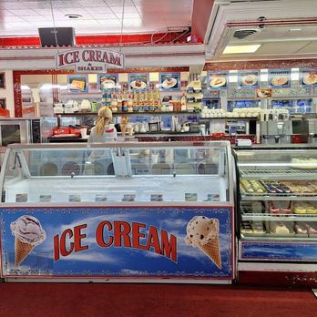 Hellas Restaurant - Cakes and Ice Cream - Bakeries Near Me - Tarpon Springs, Florida Hellas Restaurant - Cakes and Ice Cream - Bakeries Near Me - Tarpon Springs, Florida