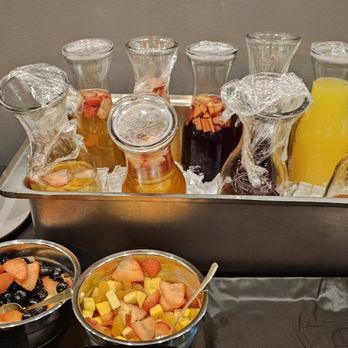 Deja Brew - Mimosas, Bellinis, Sangria Red and White. The fruits were so fresh. - Cafes Near Me - New York, New York Deja Brew - Mimosas, Bellinis, Sangria Red and White. The fruits were so fresh. - Cafes Near Me - New York, New York