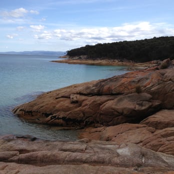 Wineglass Bay - Beaches Near Me - Coles Bay, TAS
