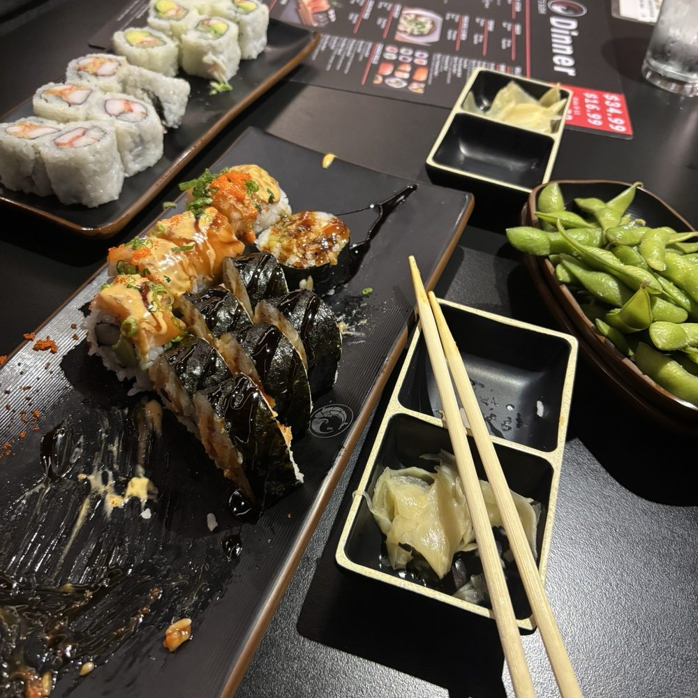 Let's Sushi - Sushi rolls - Sushi Bars Near Me - Wexford, Pennsylvania