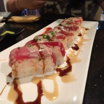Sun Sushi - Box sushi: Seared tuna on a California roll. - Japanese Near Me - Santa Barbara, California Sun Sushi - Box sushi: Seared tuna on a California roll. - Japanese Near Me - Santa Barbara, California