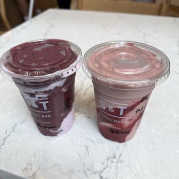 Sweat & Tonic - Cafes Near Me - Toronto, Ontario