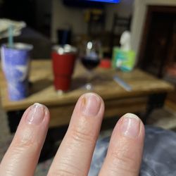 Signature Nail Bar & Spa - Horrible!