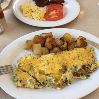 About Time Cafe - farmers Omelettes with home fries and scrambled eggs and bacon, simple but tasty :) - Breakfast & Brunch Near Me - Sunrise, Florida