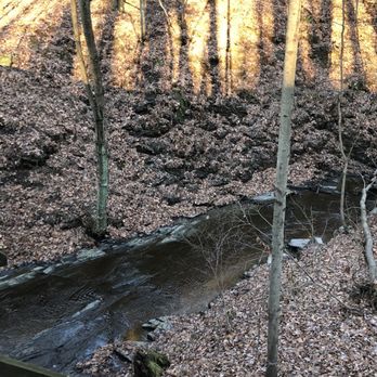 Highbanks Metro Park - Water, Rocks, and trees - Parks Near Me - Lewis Center, Ohio Highbanks Metro Park - Water, Rocks, and trees - Parks Near Me - Lewis Center, Ohio