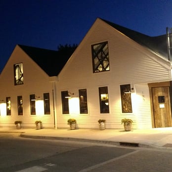 Big Grove Brewpub - Solon - Big Grove Brewery at night in Solon iowa - New American Near Me - Solon, Iowa Big Grove Brewpub - Solon - Big Grove Brewery at night in Solon iowa - New American Near Me - Solon, Iowa