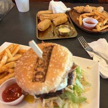 Q'Kenan Restaurant - Venezuelan Burger - Venezuelan Near Me - Orlando, Florida Q'Kenan Restaurant - Venezuelan Burger - Venezuelan Near Me - Orlando, Florida