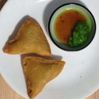 Samosa and Sweet Factory - Spinach Cheese Samosa with the spicy green and sweet red sauce - Indian Near Me - Etobicoke, Ontario Samosa and Sweet Factory - Spinach Cheese Samosa with the spicy green and sweet red sauce - Indian Near Me - Etobicoke, Ontario