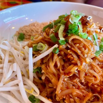 Kai Yang - Shrimp Pad Thai - Thai Near Me - Montclair, New Jersey