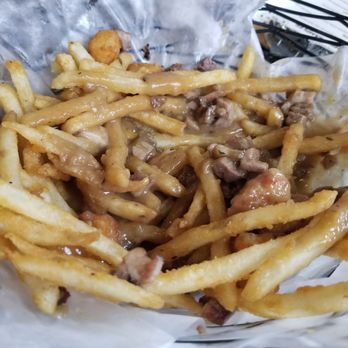 Davidson Brothers Restaurant & Brewery - Poutine - Breweries Near Me - Glens Falls, New York Davidson Brothers Restaurant & Brewery - Poutine - Breweries Near Me - Glens Falls, New York