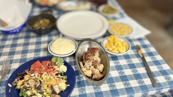 Home Folks Family Restaurant by null