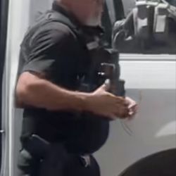 Santa Fe Police - 2nd witness and walked away