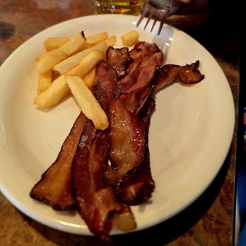 Carle Place Diner - Diners Near Me - Carle Place, New York
