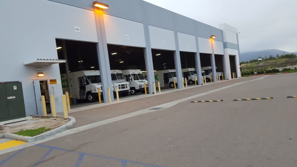 FEDEX 36 Reviews 10132 Airway Rd, San Diego, California Shipping