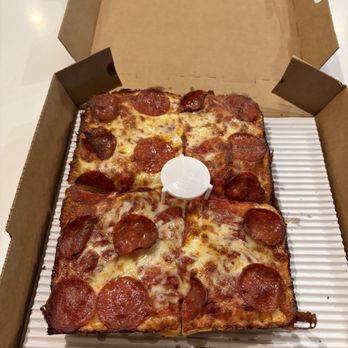 Jet's Pizza - Yum!! - Pizza Near Me - Middletown, Kentucky Jet's Pizza - Yum!! - Pizza Near Me - Middletown, Kentucky