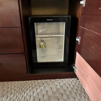 Sheraton Centre Toronto Hotel - small fridge in cabinet - Hotels Near Me - Toronto, Ontario Sheraton Centre Toronto Hotel - small fridge in cabinet - Hotels Near Me - Toronto, Ontario