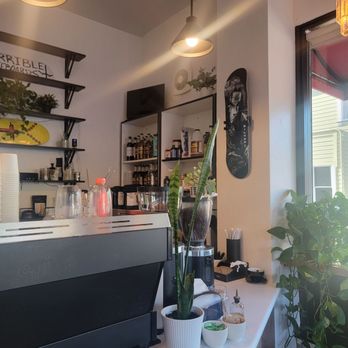 Gloomy Bloom - Coffee & Tea Near Me - Grass Valley, California Gloomy Bloom - Coffee & Tea Near Me - Grass Valley, California
