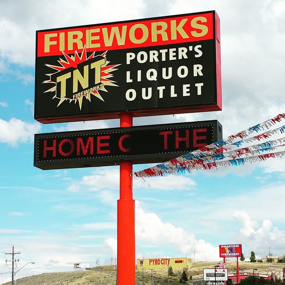 PORTER’S CUTOKING LIQUOR STORE Updated September 2024 10 Photos 755 Overthrust Rd