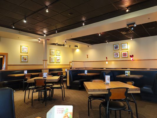 California Pizza Kitchen by null