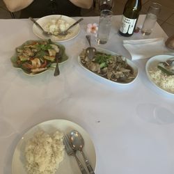 Boon's Thai Restaurant - Stir fry basil with seafood and stir fry oyster with pork.