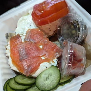 Eltana - Lox special. See how the other ingredients surround and dwarf the lox? They should it have named it the tomato special. - Coffee & Tea Near Me - Seattle, Washington