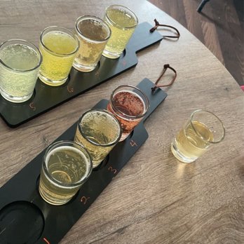 Hellbranch Hard Cider - Flight of every cider on tap - Cideries Near Me - Columbus, Ohio