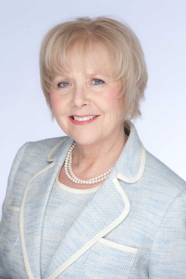 KATHLEEN GAGNON COLDWELL BANKER PREFERRED 390 Waterloo Blvd, Exton