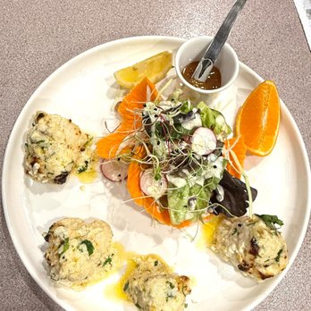HAANDI Indian Restaurant  - Hotels & Travel Near Me - Geneva, GE