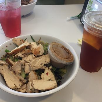 SoFresh - Chicken bowl with zoodles & quinoa etc - Salad Near Me - Tampa, Florida SoFresh - Chicken bowl with zoodles & quinoa etc - Salad Near Me - Tampa, Florida
