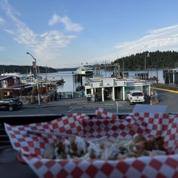 Friday's Crabhouse - Seafood Near Me - Friday Harbor, Washington