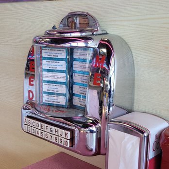 Peggy Sue's - Jukebox in every booth! - Burgers Near Me - Kihei, Hawaii Peggy Sue's - Jukebox in every booth! - Burgers Near Me - Kihei, Hawaii