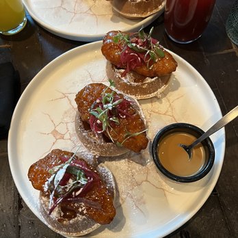 dLeña - Chicken & Waffles - Mexican Near Me - Washington, DC, District of Columbia