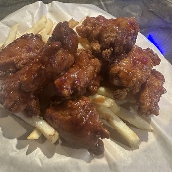 I Dunno Gastropub - dr Pepper barbecue sweet chili wings - Gastropubs Near Me - Stockton, California I Dunno Gastropub - dr Pepper barbecue sweet chili wings - Gastropubs Near Me - Stockton, California