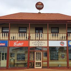 Victoria Hotel - Victoria Hotel Front of Pub