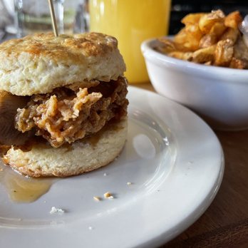 Sweet Science - Hey Baby Hot Honey Chicken Sandwich - Bars Near Me - Brooklyn, New York Sweet Science - Hey Baby Hot Honey Chicken Sandwich - Bars Near Me - Brooklyn, New York